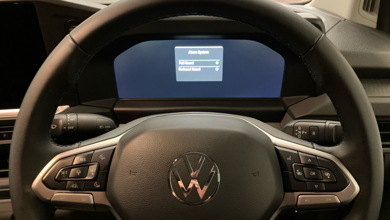 Volkswagen Transporter T32 Swb Electric 160kW 65kWh Commerce Pro Van Auto